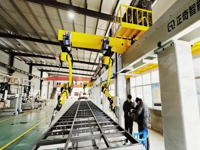 Die Fabrik hat eine neue Laserschneidmaschine